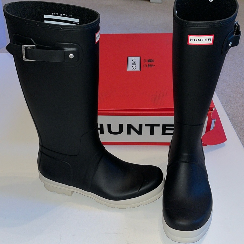 Hunter 13 - mens original tall rain boots buckle Black with white BRAND NEW